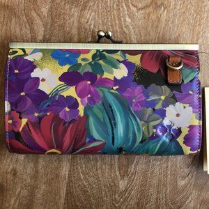 Patricia Nash Floral Crossbody Clutch Wallet